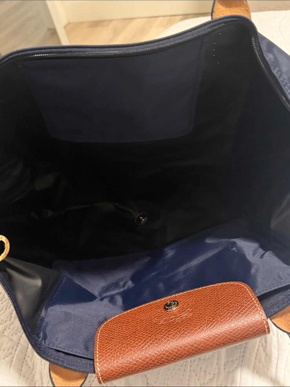 New Large Longchamp Le pliage - Picture 6 of 6